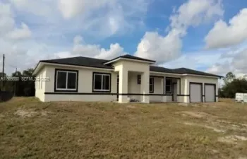 Image digitally enhanced and virtually altered; actual property condition may differ.