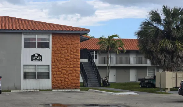 FRONT BLDG