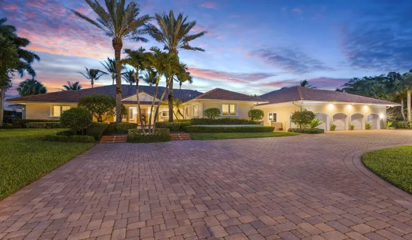 1771 SE Saint Lucie
