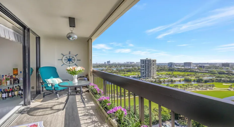 BALCONY