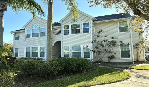 1810 Waterford Dr #6, Vero Beach FL