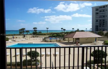 Pool & Ocean View