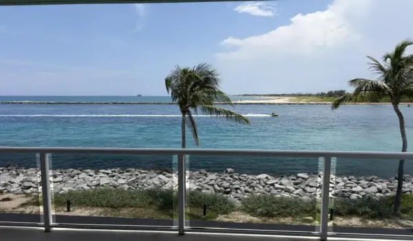 140 Inlet balcomy view S