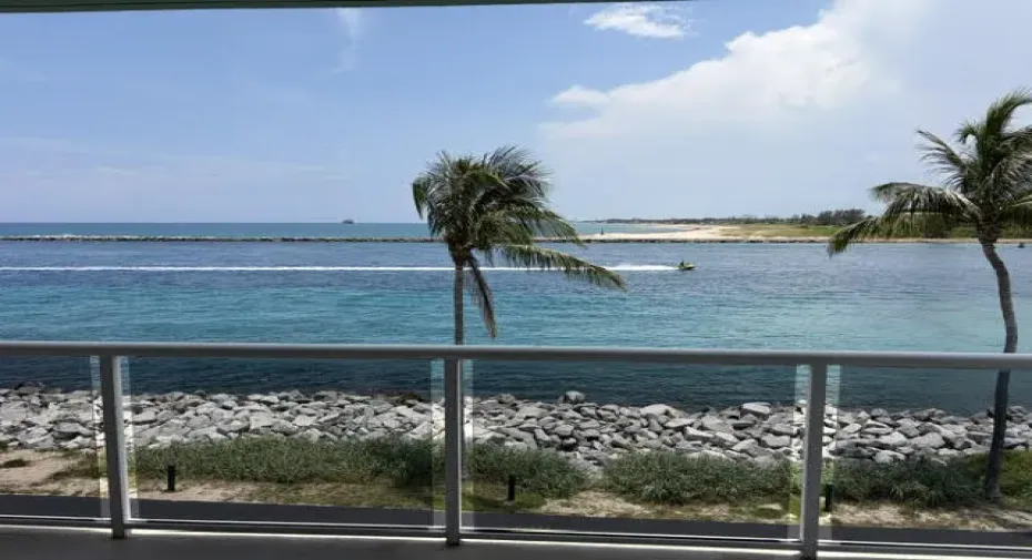 140 Inlet balcomy view S
