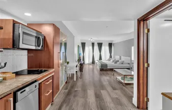 Full Kitchen, perfect for long stays