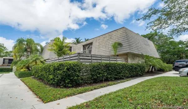 Townhouse in PGA National, Glenwood.