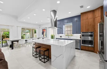 13-web-or-mls-A7409822