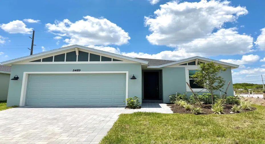 5489 Hampton Park Cir