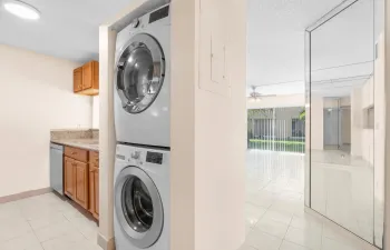 3-web-or-mls-3230 Nw 102nd Ter Coral Spr