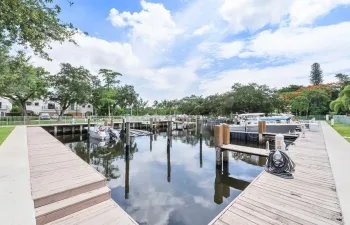 Dock your boat!