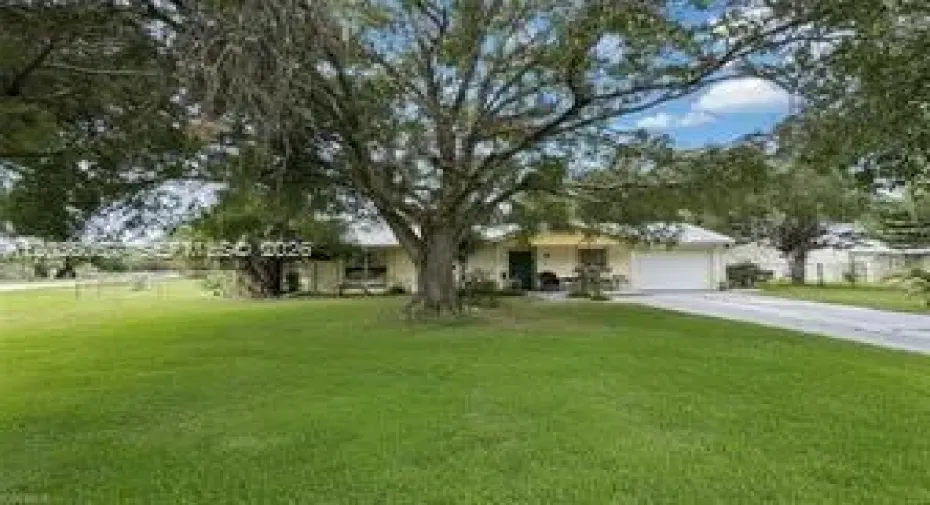 4001 Bishop Circle, Labelle FL 33935