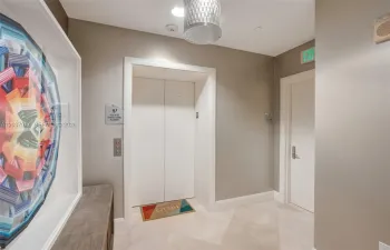 Private Foyer