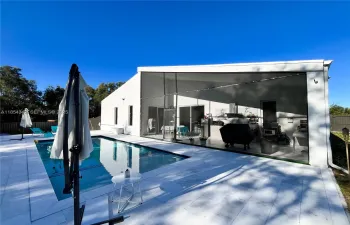 Pool & Covered & Screened Outdoor Kitchen & Dining