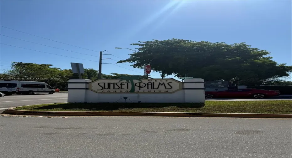Sunset Palms West