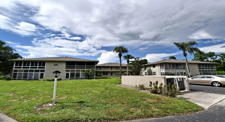 25 Lake Vista Trail 106 Phylis Stephens
