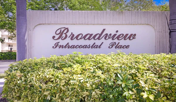 300 Intracoastal Pl Apt 403-1