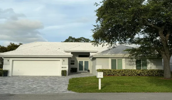 5120 frontyard