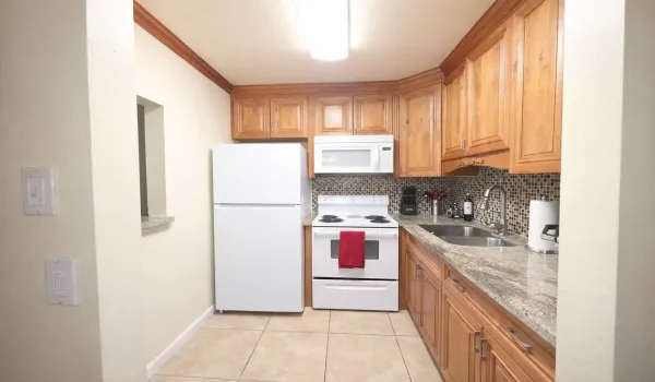 Kitchen 204 Kent L