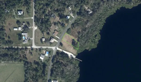 6338 Lakeside Drive W