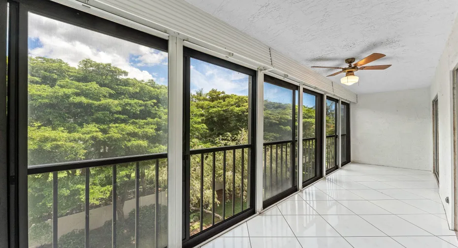 Screened-In Balcony