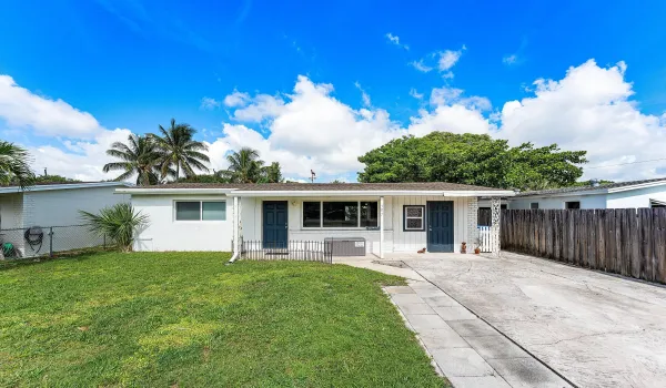 001-707SouthBroadway-Lantana-FL-33462-SM