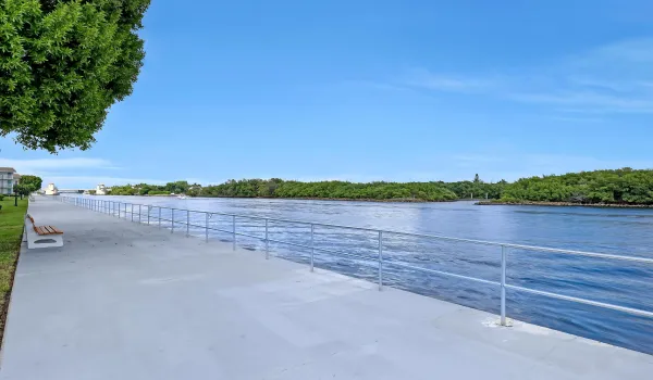 Intracoastal walking path