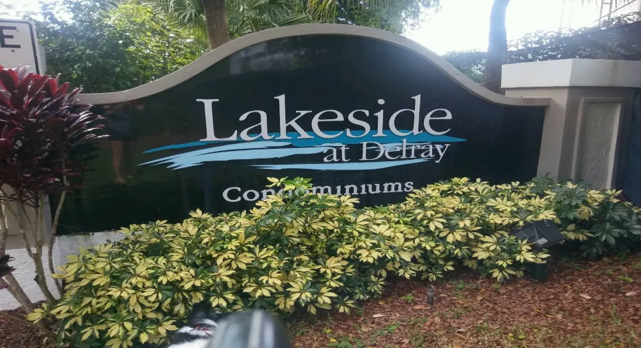 Lakeside at Delray Condominums