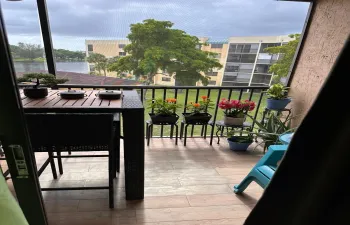 Balcony 6575