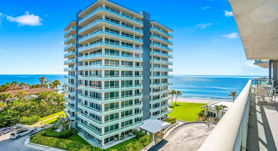 3554 Ocean Drive South - 702-427