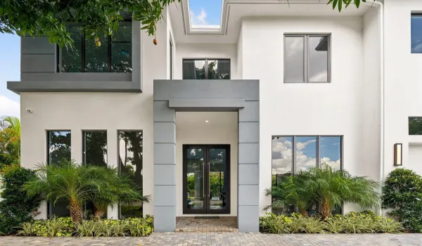 1040 NW 6th Terrace Boca Raton FL 07