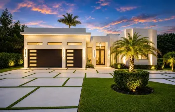 Spacious Driveway