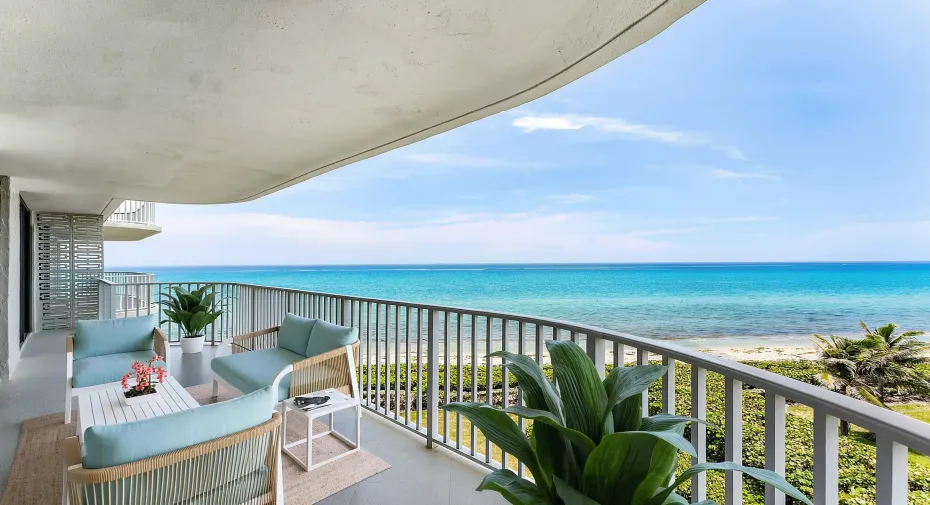Balcony 1 (photos virtually staged)