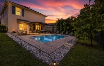 Look at this pool.