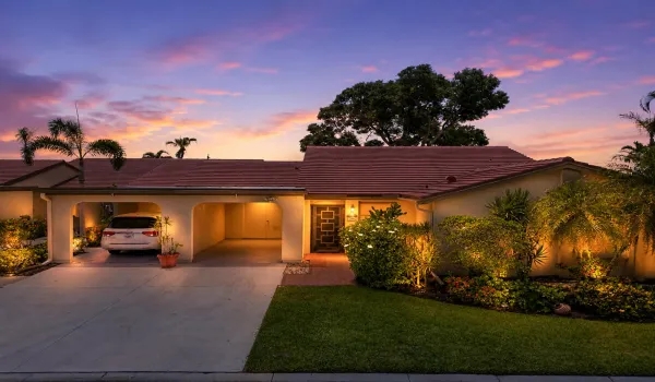 1_5896 forest grove dr 4