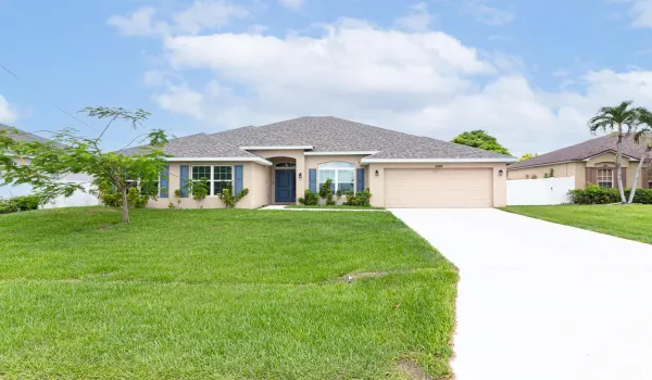 1399 SW Edinburgh Drive-15