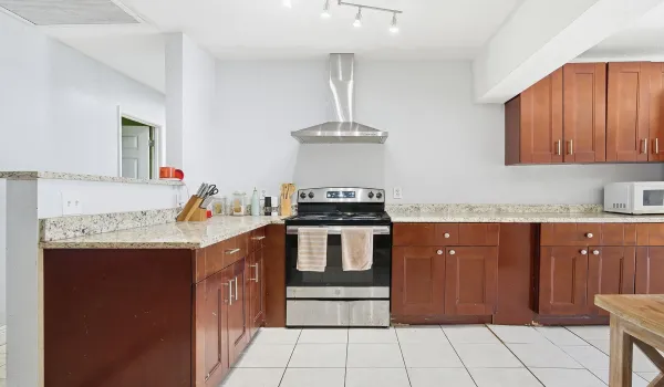 333-MID-PINES-ROAD-33461-014
