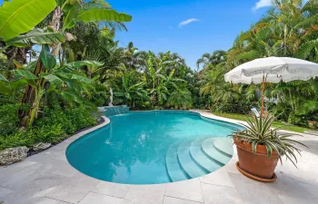 Saltwater chlorinated pool