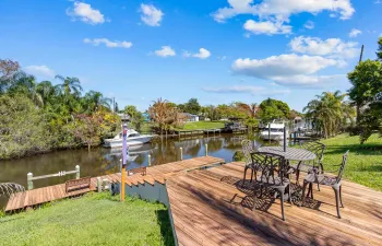 343 SE Verada Avenue-45