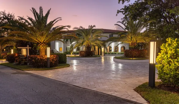 290 NW 6th Street, Boca Raton