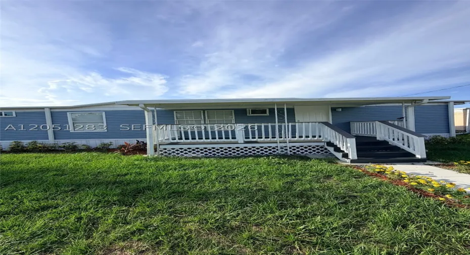 1,456 Sq Ft mobile home (26' X 56') was renovated in 2025