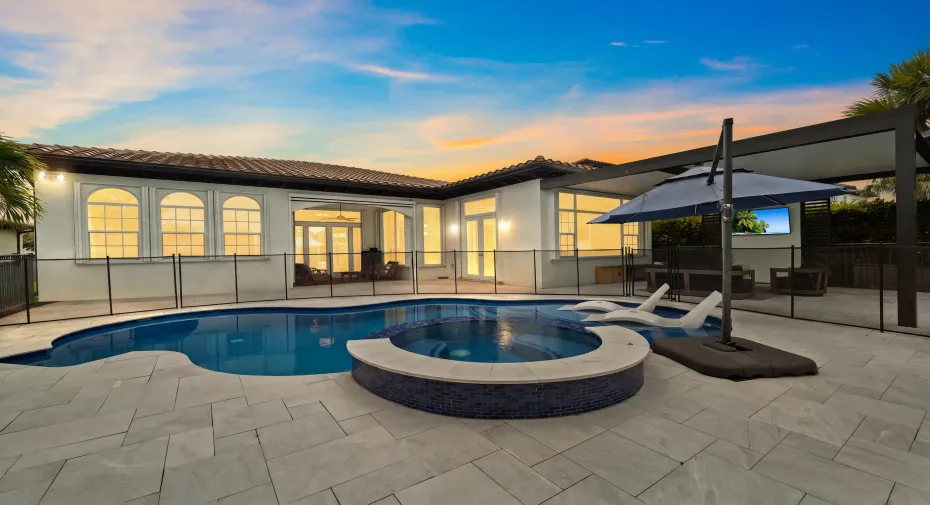 pool view