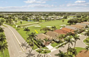6272 Harbour Club Aerial