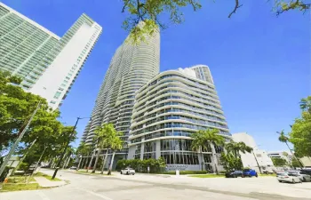 Aria on The Bay