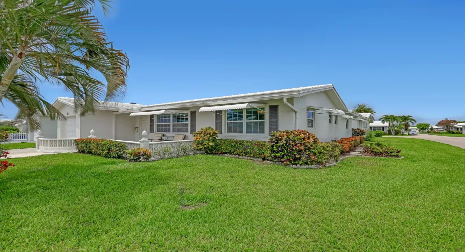 Spectacular spacious corner lot on nice quiet street. Faces East for those gulfstream breezes.
