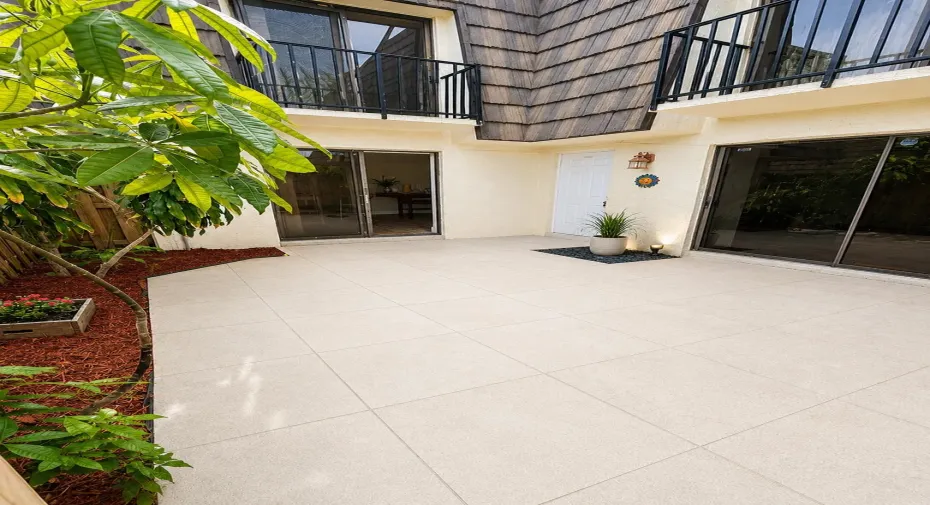 3AF37EE8-AFF3-4F1D-8F4F-8C0A534F2B64