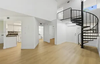Living/Entertainment