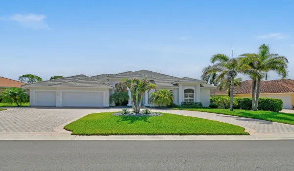 8091SEWoodlakeLane(1)