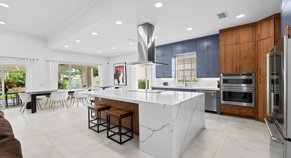 13-web-or-mls-A7409822