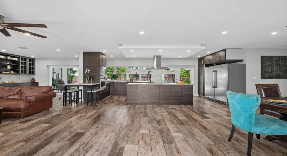 1-Maitlen-4601 W Hawthorne Cir-3