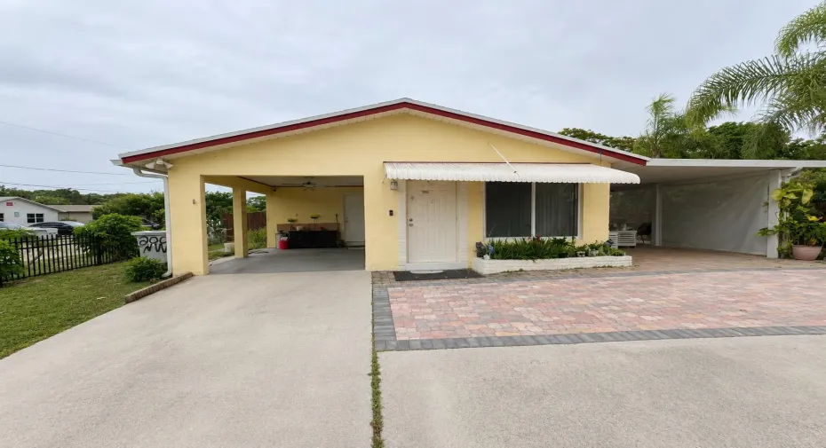 Front_of_House
